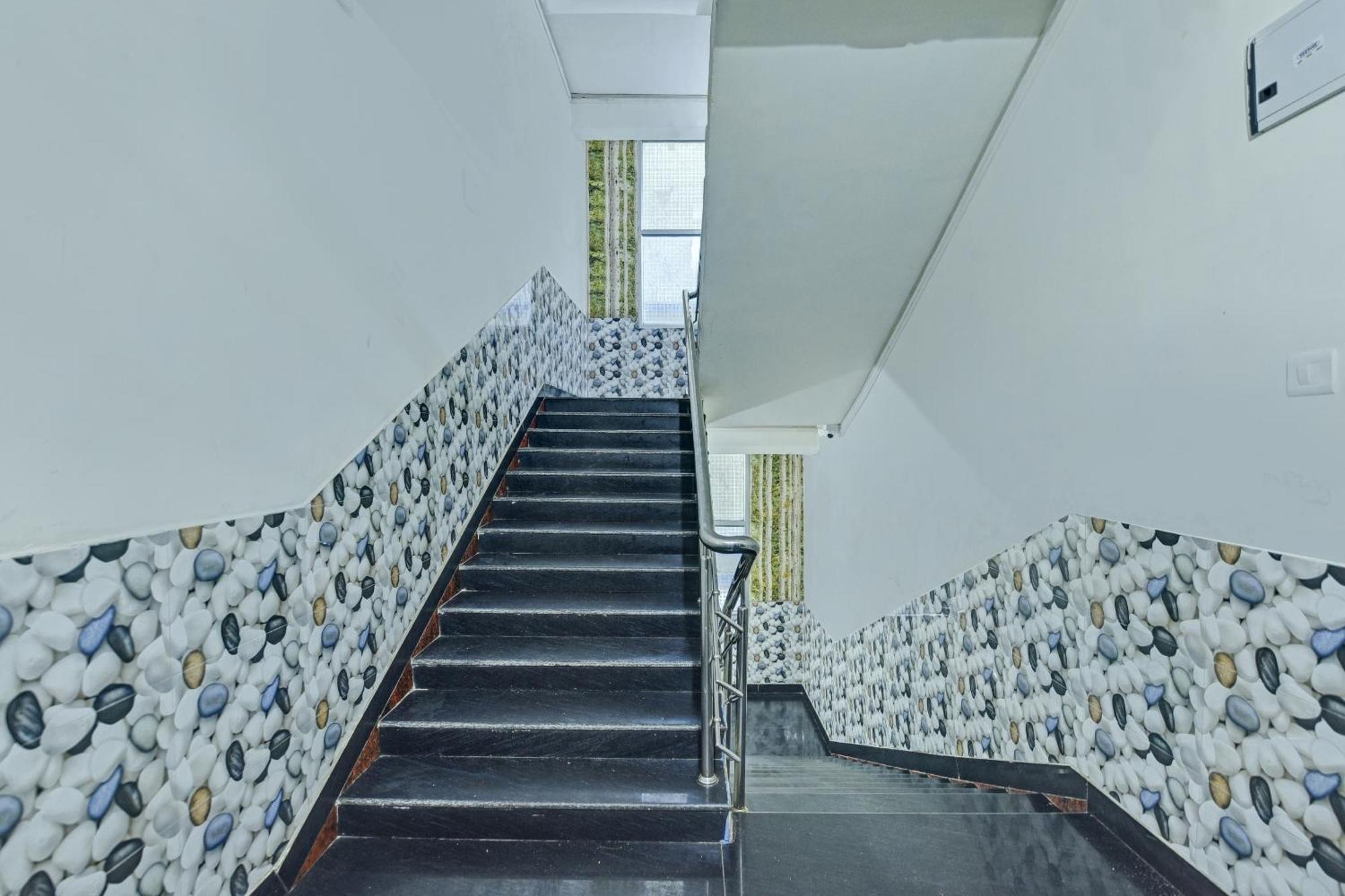 Hotel O Jagat Palace Ranchi Bagian luar foto